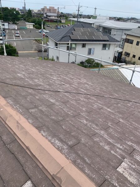 浜松市南区にて雨漏り修理〈スレート屋根カバー工法〉 施工前