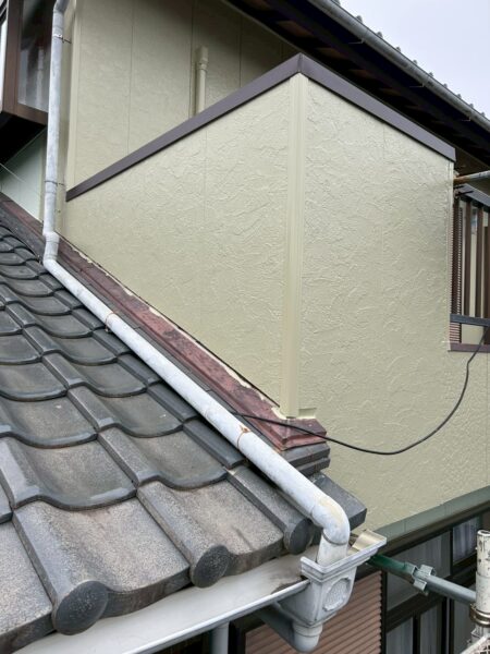 浜松市にて雨漏り修理〈ベランダ笠木からの雨漏り・外壁補修工事〉 施工後