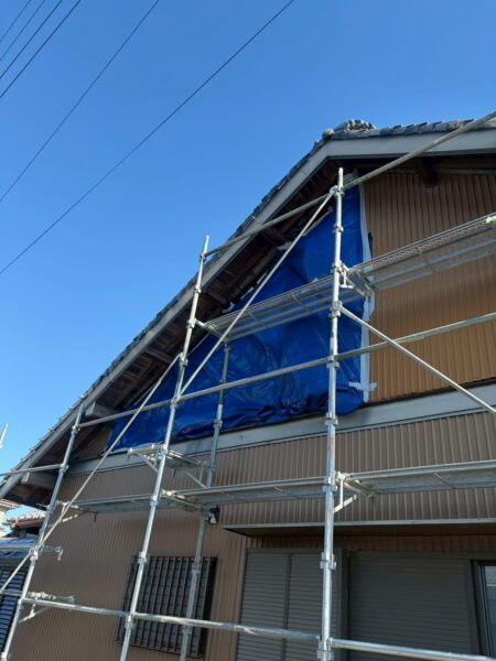 浜松市にて外壁補修工事〈竜巻による外壁の剥がれ〉 施工前