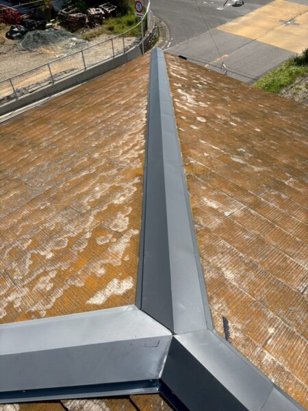 浜松市にて棟板金修理〈棟の飛散による屋根修理〉 施工後
