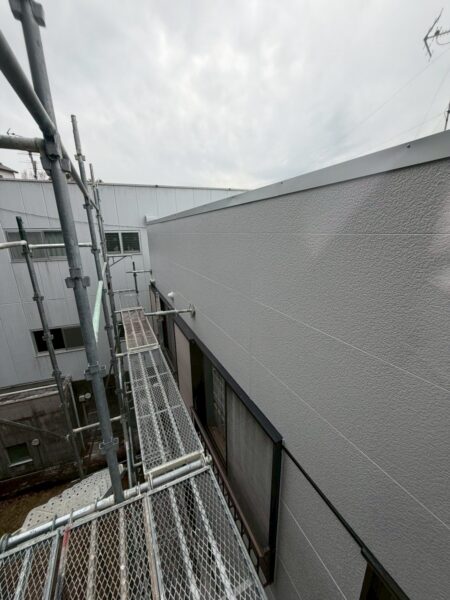 浜松市にて雨漏り修理〈窓枠からの雨漏り・外壁張替え工事〉 施工後